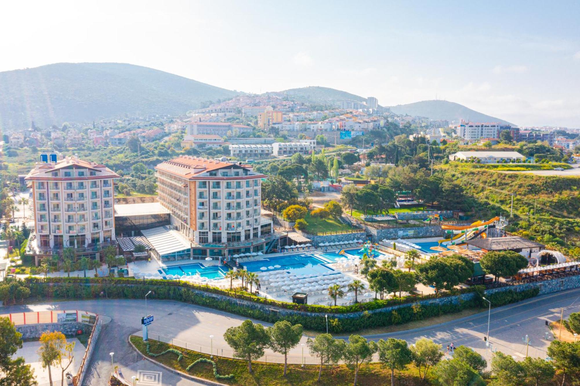 Ramada Resort Kusadasi & Golf Eksteriør bilde Adalya Resort